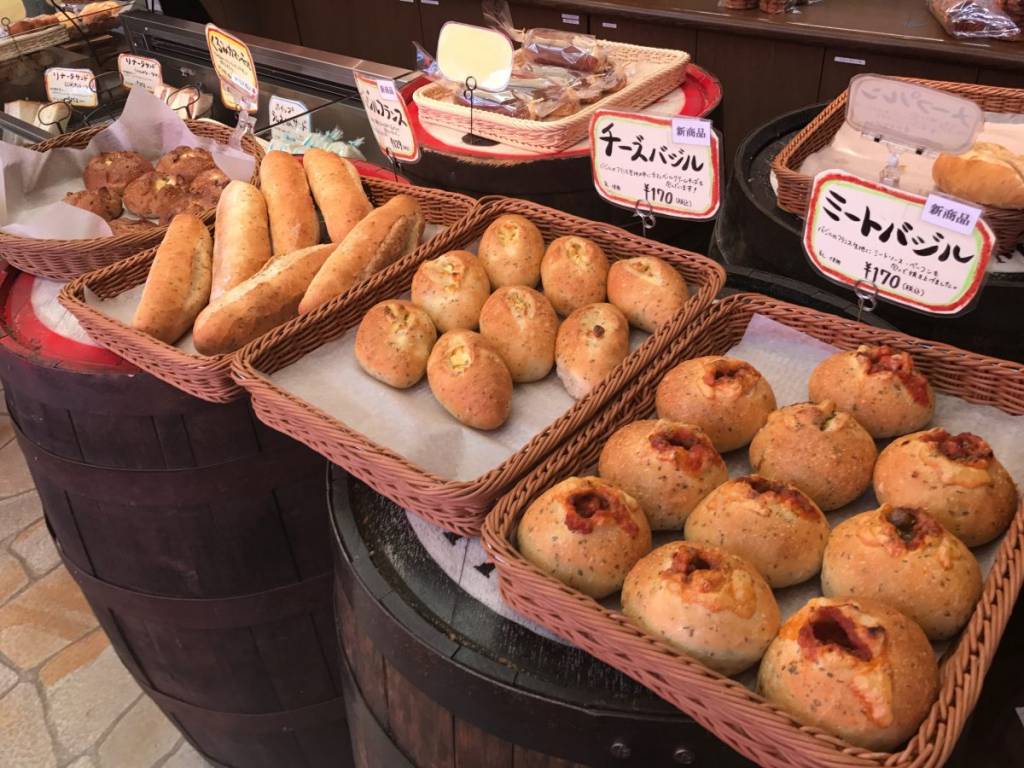 リナータ 〜 スペイン石窯で焼かれるパンはカリッ、モチっとした食感。オススメはあん食パン！（広島市安佐南区）